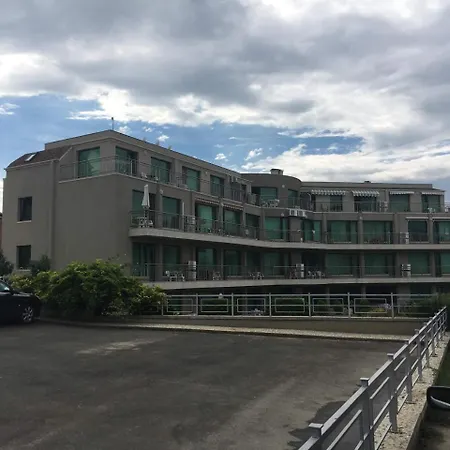 Aparthotel Budzhaka Black Sea Paradise 3*